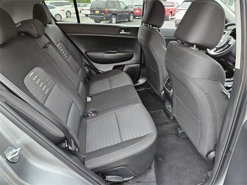 Used 2022 Kia Sportage LX w/ LX AWD Value Edition Package image 15