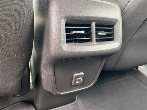 Certified 2022 Chevrolet Equinox LS w/ Driver Confidence II Package AWD/4WD image 19