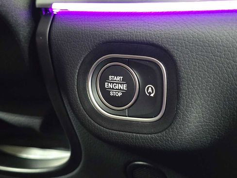 Used 2025 Mercedes-Benz GLE 350 4MATIC image 36