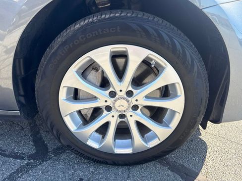 Used 2017 Mercedes-Benz E 300 4MATIC image 14