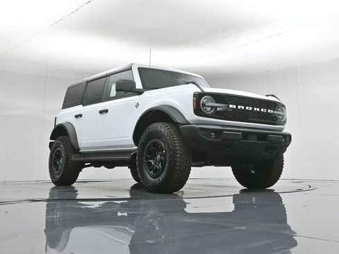 New 2026 Ford Bronco Outer Banks AWD/4WD image 34