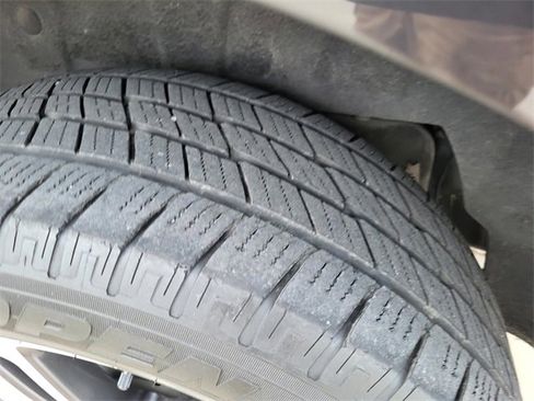 Used 2022 Ford Expedition Limited image 26