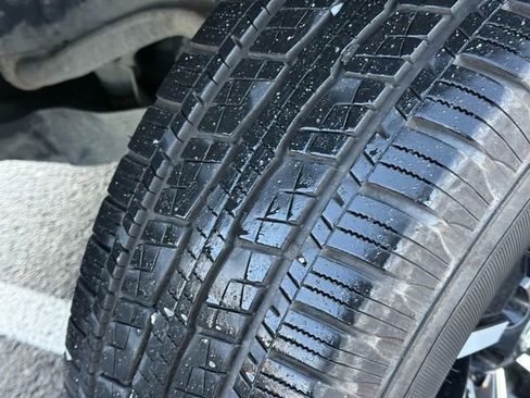 Used 2020 Toyota Tacoma TRD Sport image 42