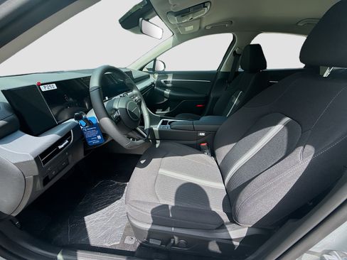 New 2026 Hyundai Sonata SEL FWD image 14