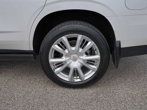 Used 2022 Chevrolet Tahoe High Country AWD/4WD image 13