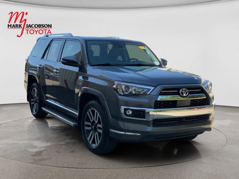 Used 2023 Toyota 4Runner Limited AWD/4WD image 3