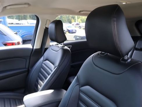 Used 2023 Ford Edge SEL w/ Convenience Package AWD/4WD image 10
