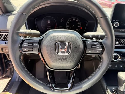 Used 2025 Honda Civic Sport image 24