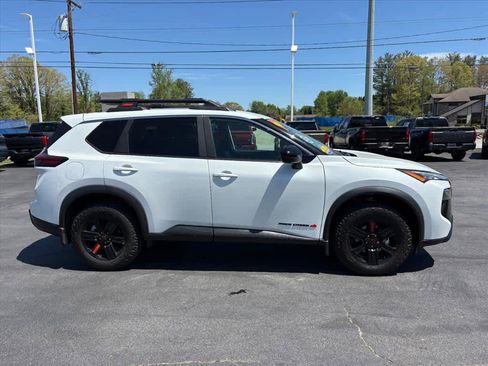 Used 2025 Nissan Rogue SV w/ Rock Creek Premium Package AWD/4WD image 2