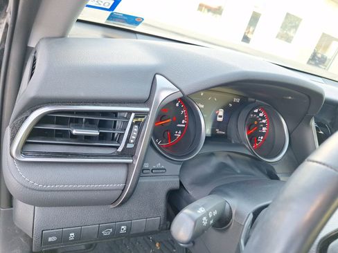 Used 2023 Toyota Camry XSE image 17