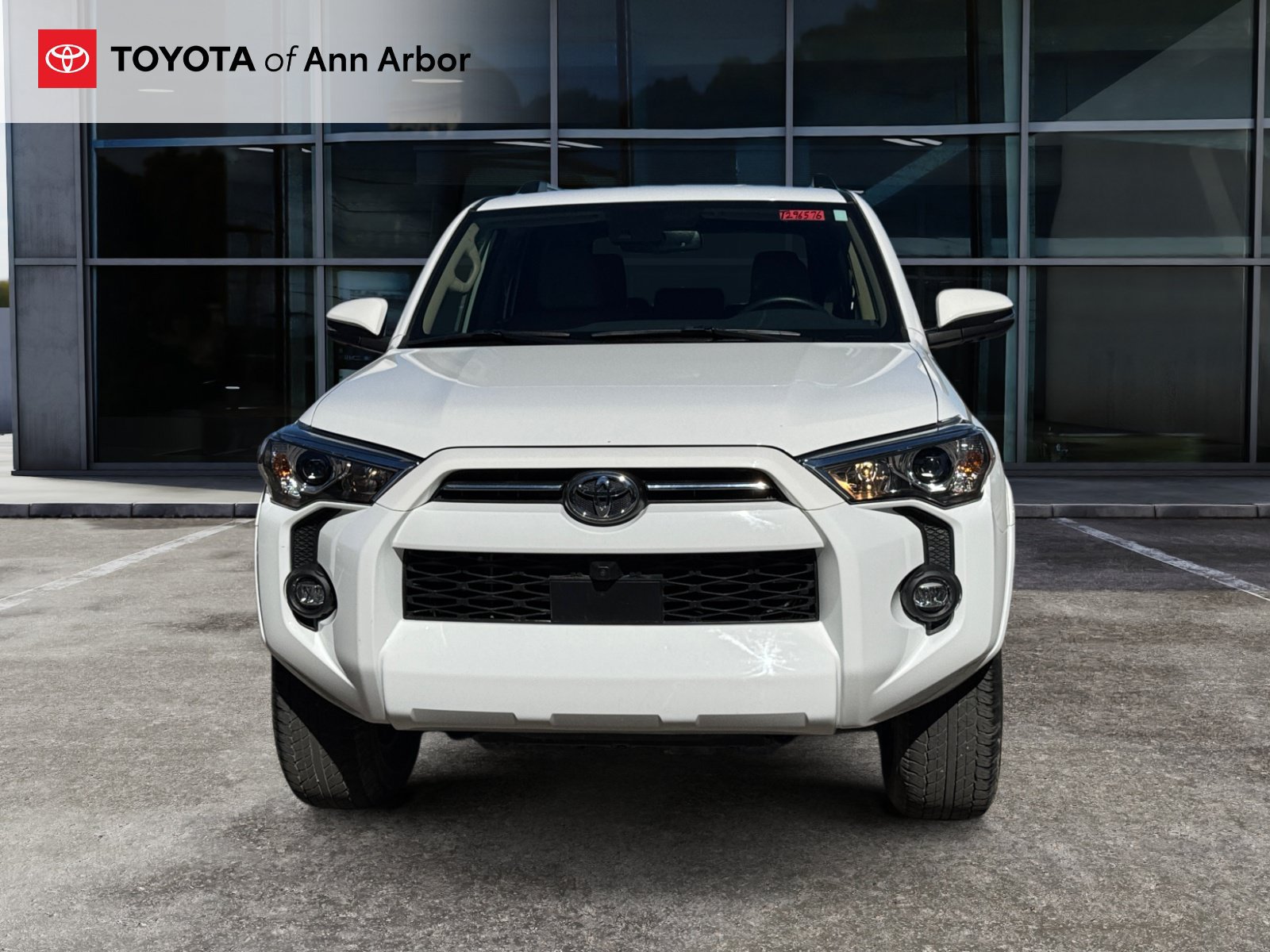 Used 2024 Toyota 4Runner SR5 Premium w/ SR5 Premium Package AWD/4WD image 13