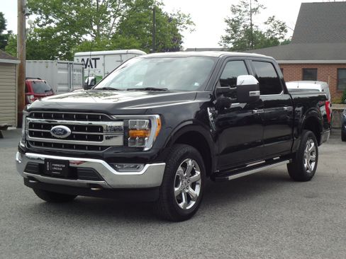 Used 2022 Ford F150 Lariat AWD/4WD image 7