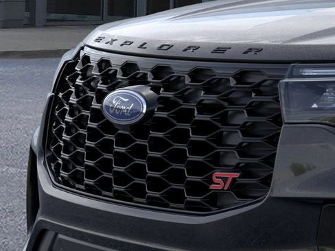 New 2026 Ford Explorer ST image 17