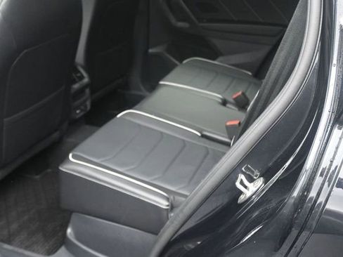 Used 2024 Volkswagen Tiguan SEL R-Line AWD/4WD image 17
