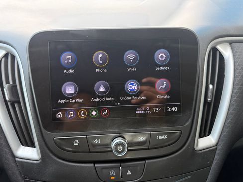 Used 2024 Chevrolet Malibu LT FWD image 18