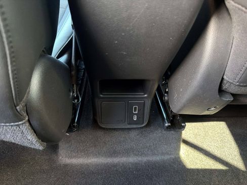 Used 2023 Buick Encore GX Select w/ Sport Touring Package image 14