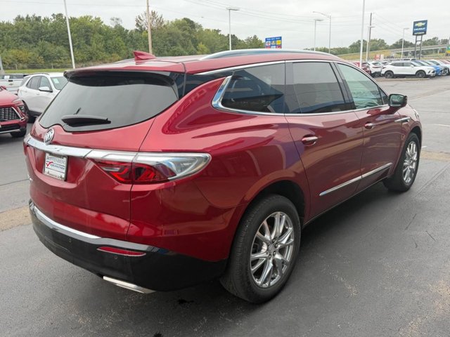 Used 2022 Buick Enclave Essence w/ Experience Buick Package AWD/4WD image 5