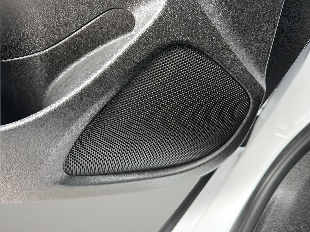 Used 2024 Chevrolet Malibu LT FWD image 18