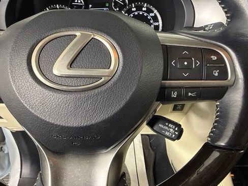 Used 2022 Lexus GX 460 Luxury w/ Sport Design Package AWD/4WD image 32