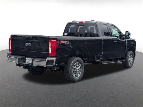 New 2025 Ford F350 XLT w/ FX4 Off-Road Package image 3