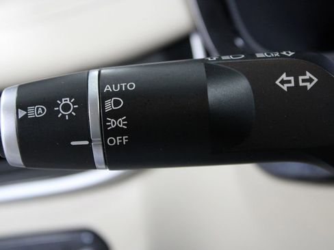 Used 2023 INFINITI QX60 Sensory w/ Cargo Package image 46