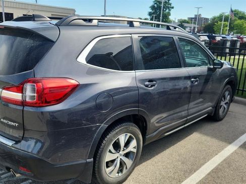 Used 2020 Subaru Ascent Premium w/ Convenience Package AWD/4WD image 4