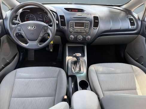 Used 2014 Kia Forte LX FWD image 16