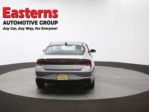 Used 2023 Hyundai Elantra SEL w/ Convenience Package FWD image 32