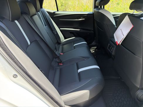 Used 2026 Toyota Camry SE w/ Convenience Package FWD image 15