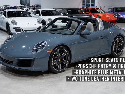 Used 2017 Porsche 911 Targa 4 AWD/4WD image 2