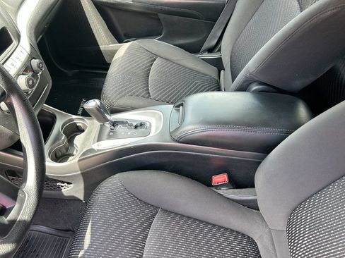 Used 2016 Dodge Journey SE w/ Flexible Seating Group FWD image 24