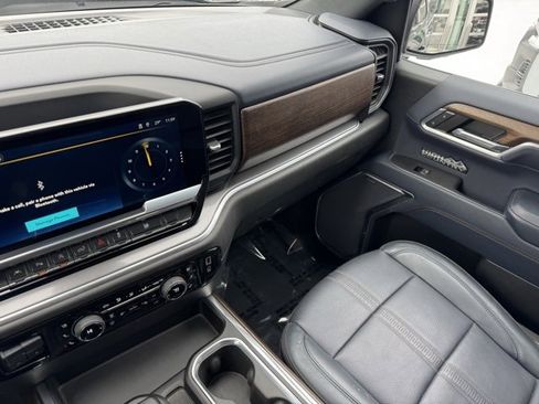 Certified 2023 Chevrolet Silverado 1500 High Country w/ High Country Premium Package image 26