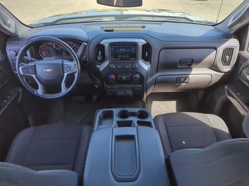 Used 2021 Chevrolet Silverado 1500 LT image 16