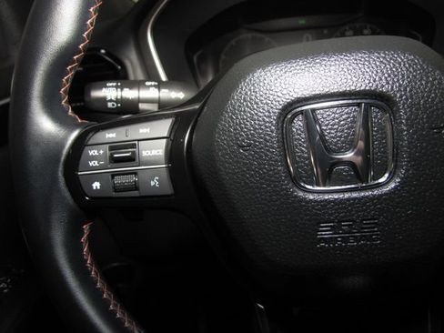 Certified 2025 Honda Pilot Sport image 5