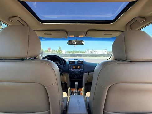 Used 2006 Honda Accord EX-L image 23