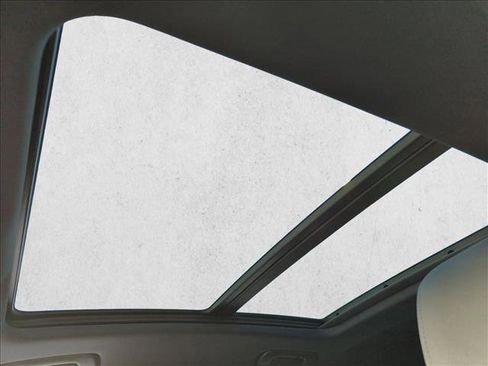 Used 2025 Audi Q3 2.0T Premium w/ Convenience Package image 15