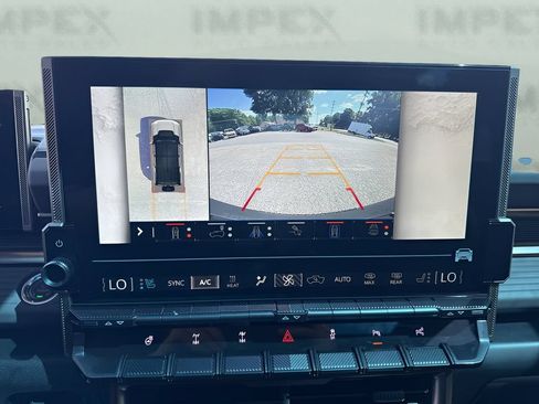 Used 2025 GMC Hummer EV 3X w/ Extreme Off-Road Package AWD/4WD image 21