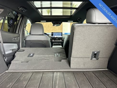 Used 2024 Honda Prologue Touring image 16