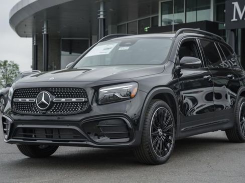 New 2026 Mercedes-Benz GLB 250 4MATIC image 3