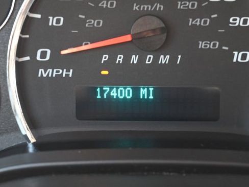 Used 2024 Chevrolet Express 2500 w/ Driver Convenience Package image 16