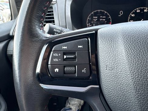 Used 2025 Honda Odyssey Sport-L image 18