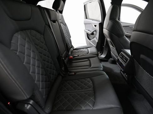 New 2026 Audi SQ7 Premium Plus AWD/4WD image 27