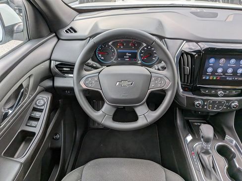 Certified 2023 Chevrolet Traverse LT image 17