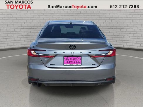 Used 2026 Toyota Camry SE w/ Convenience Package FWD image 7