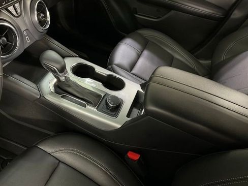 Used 2024 Chevrolet Blazer LT w/ Midnight/Sport Edition FWD image 16