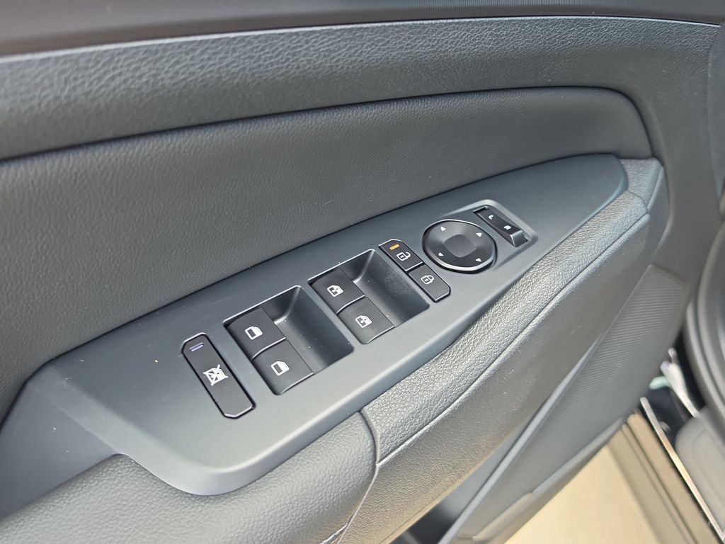 New 2027 Kia Sportage EX w/ EX Panoramic Roof Package FWD image 20