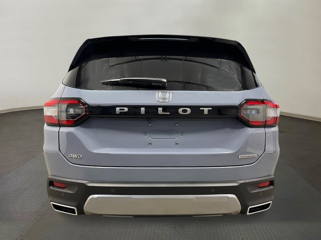 New 2026 Honda Pilot Touring image 4