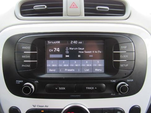 Used 2017 Kia Soul EV-e image 39