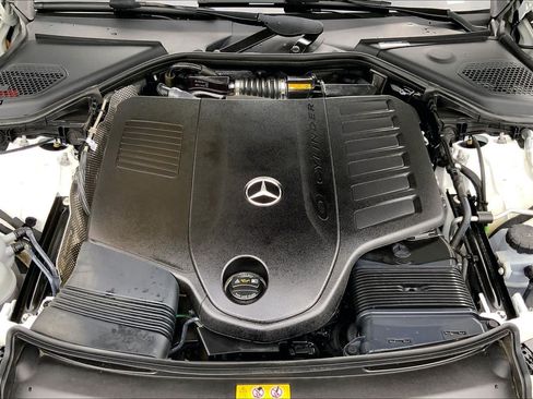 Used 2025 Mercedes-Benz E 450 4MATIC All-Terrain Wagon image 32
