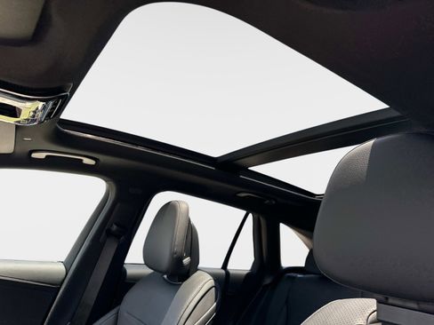 New 2025 Mercedes-Benz GLC 350e 350e 4MATIC SUV image 22